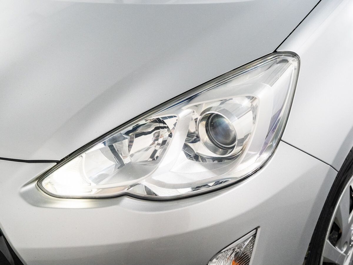 Toyota Aqua 2015 - фото автомобиля