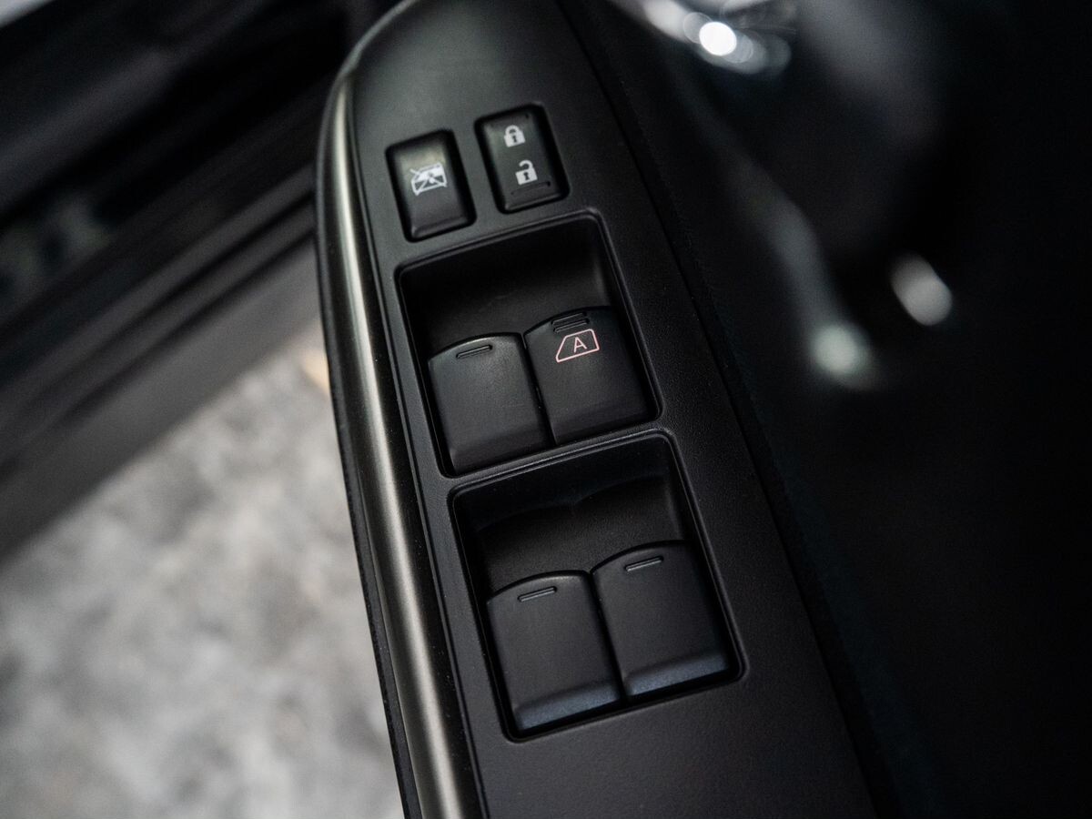 Nissan Note 2018 - фото автомобиля