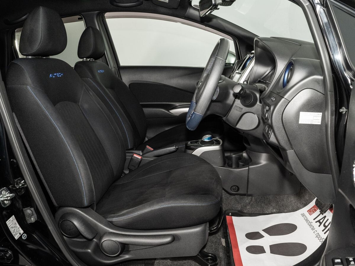 Nissan Note 2018 - фото автомобиля