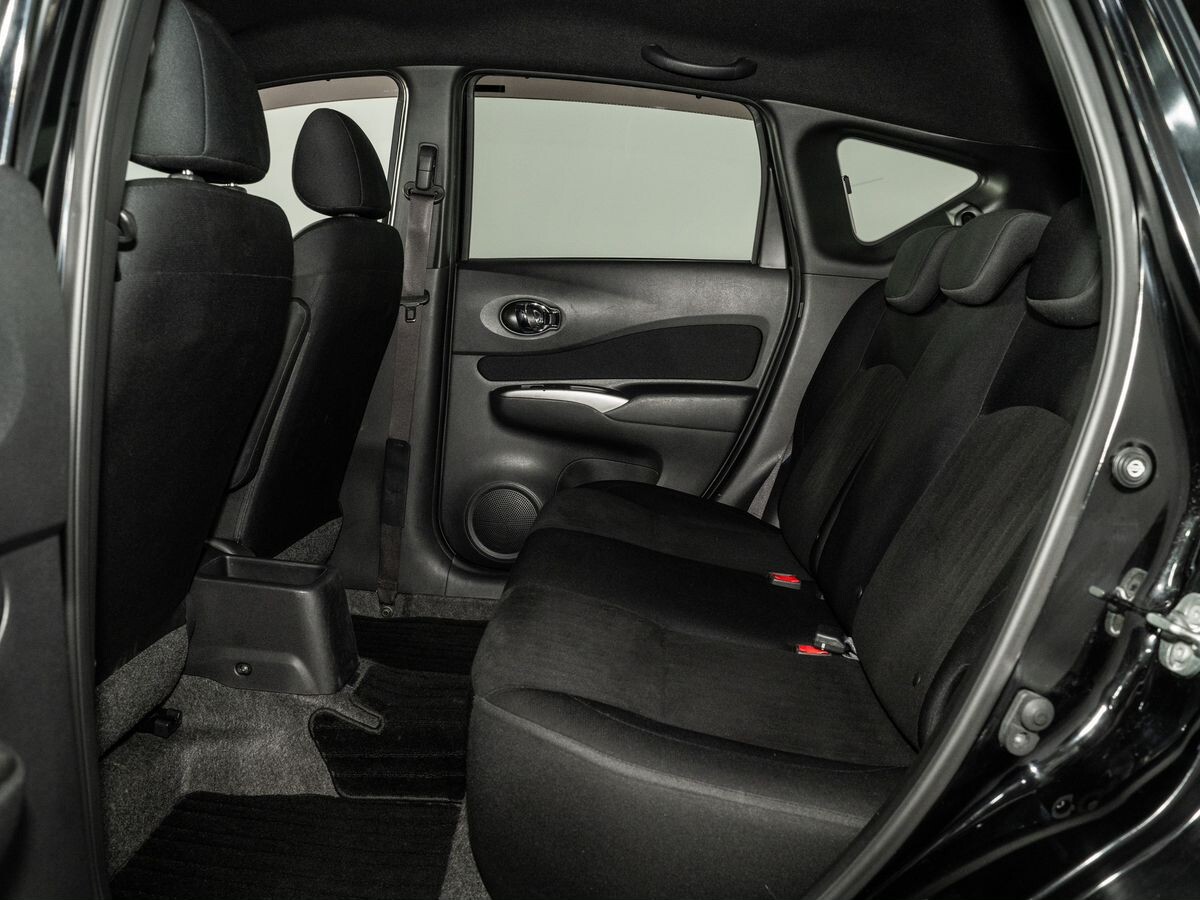 Nissan Note 2018 - фото автомобиля