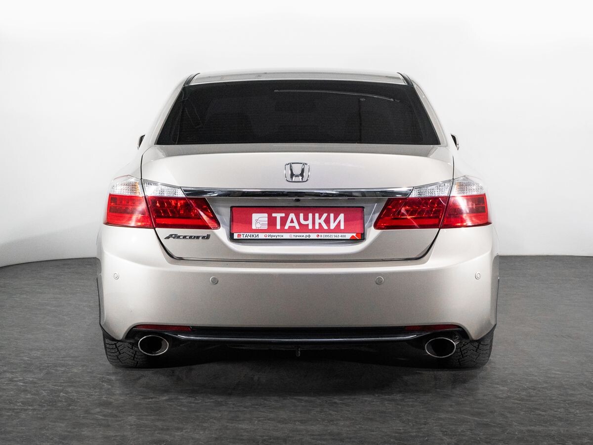 Honda Accord 2013 - фото автомобиля