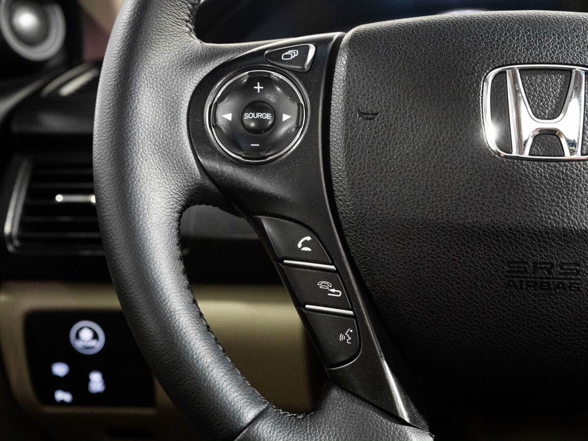 Honda Accord 2013 - фото автомобиля