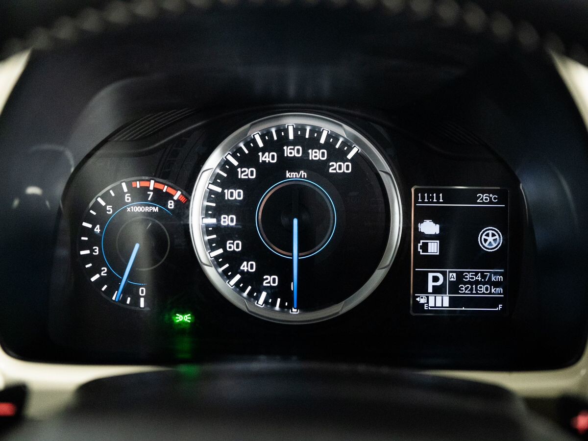 Suzuki Xbee 2021 - фото автомобиля