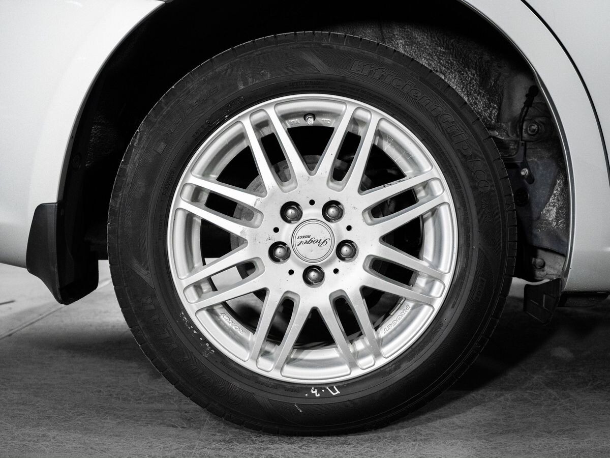 Toyota Premio 2010 - фото автомобиля