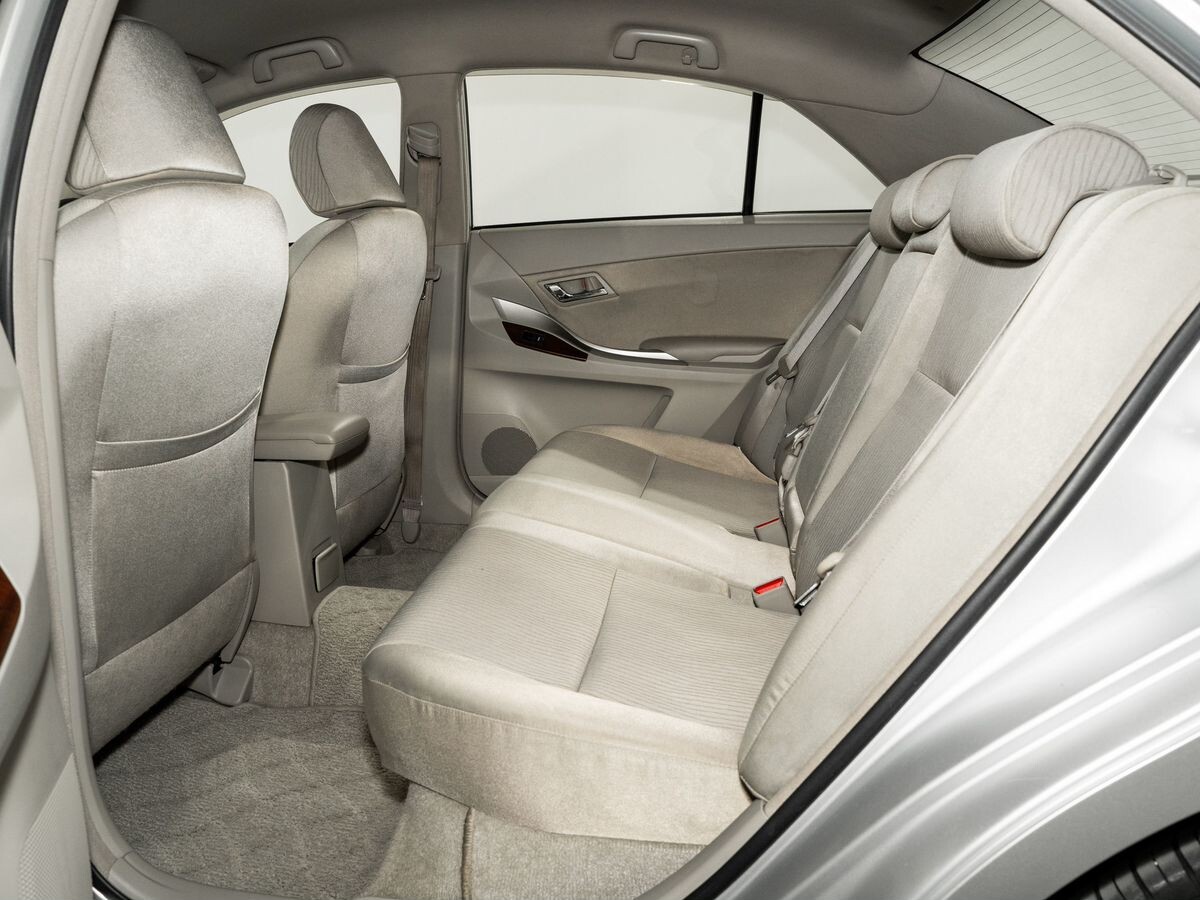Toyota Premio 2010 - фото автомобиля