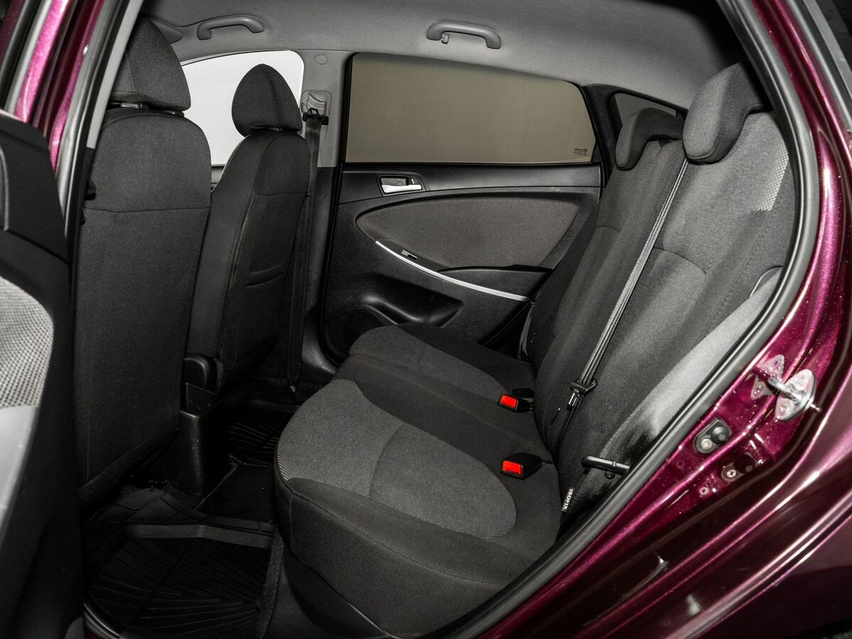 Hyundai Solaris 2011 - фото автомобиля