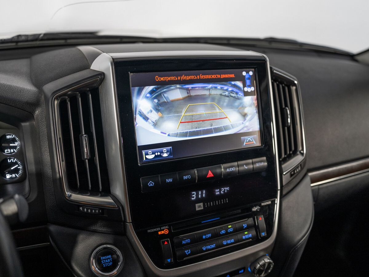 Toyota Land Cruiser 2015 - фото автомобиля