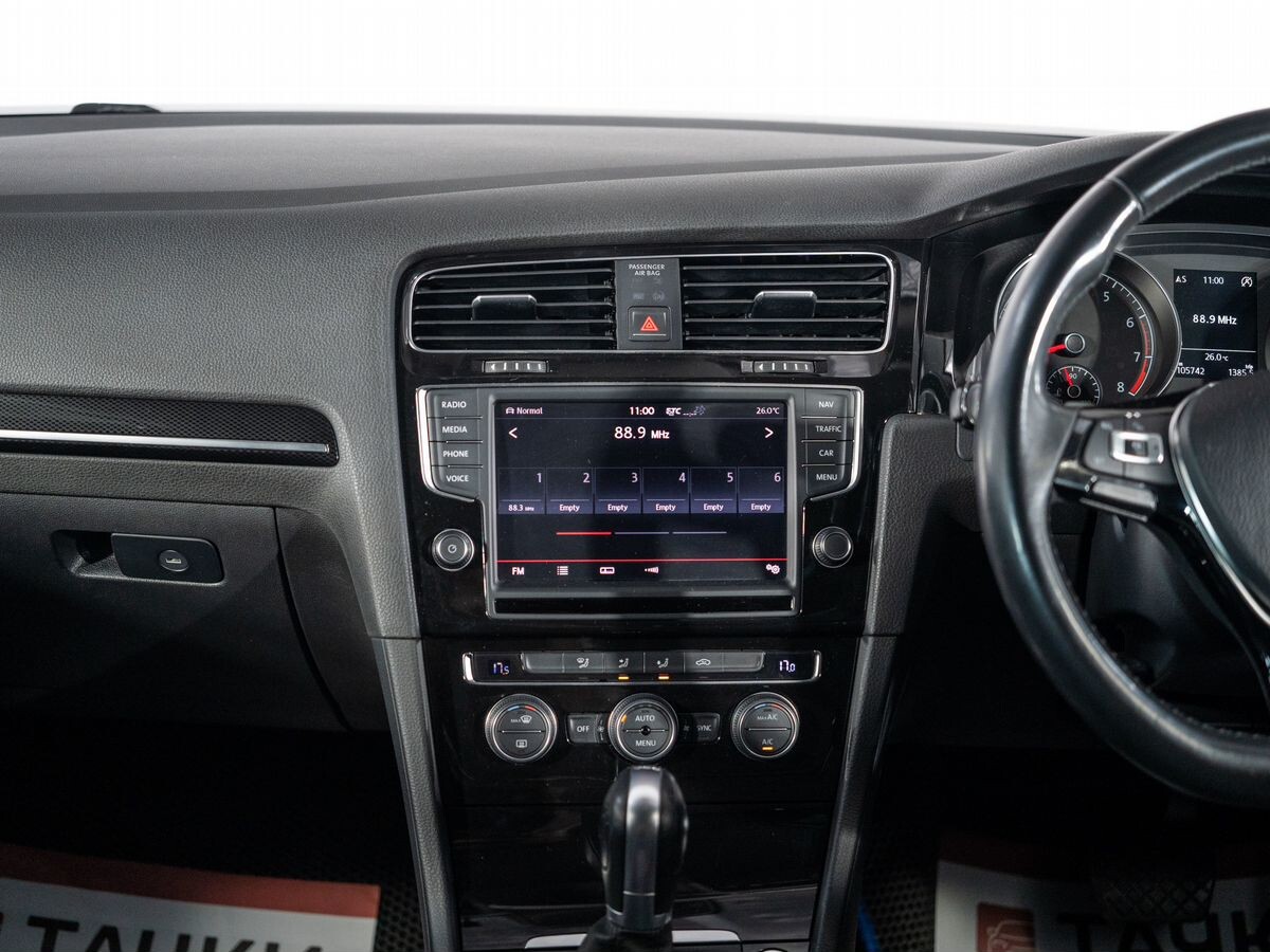Volkswagen Golf 2014 - фото автомобиля