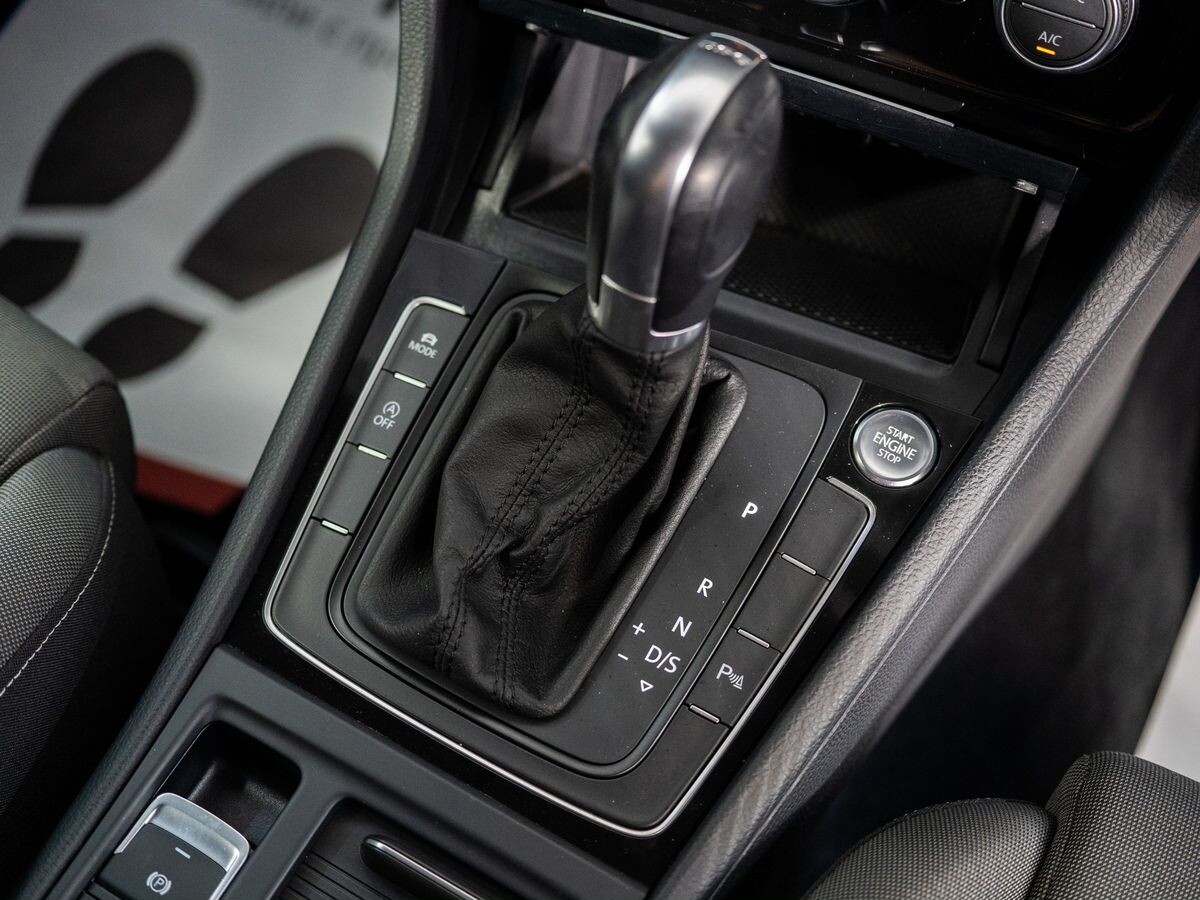 Volkswagen Golf 2014 - фото автомобиля