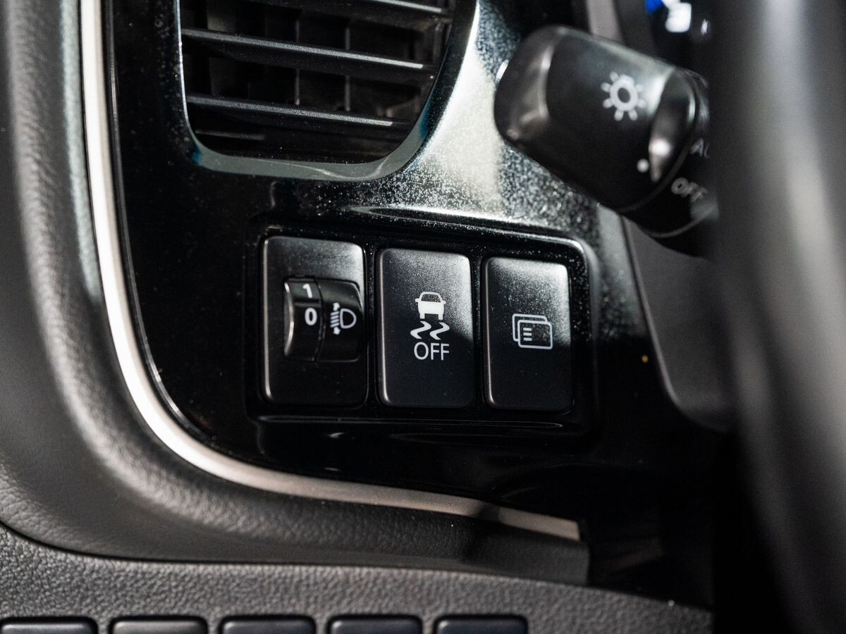 Mitsubishi Outlander 2015 - фото автомобиля