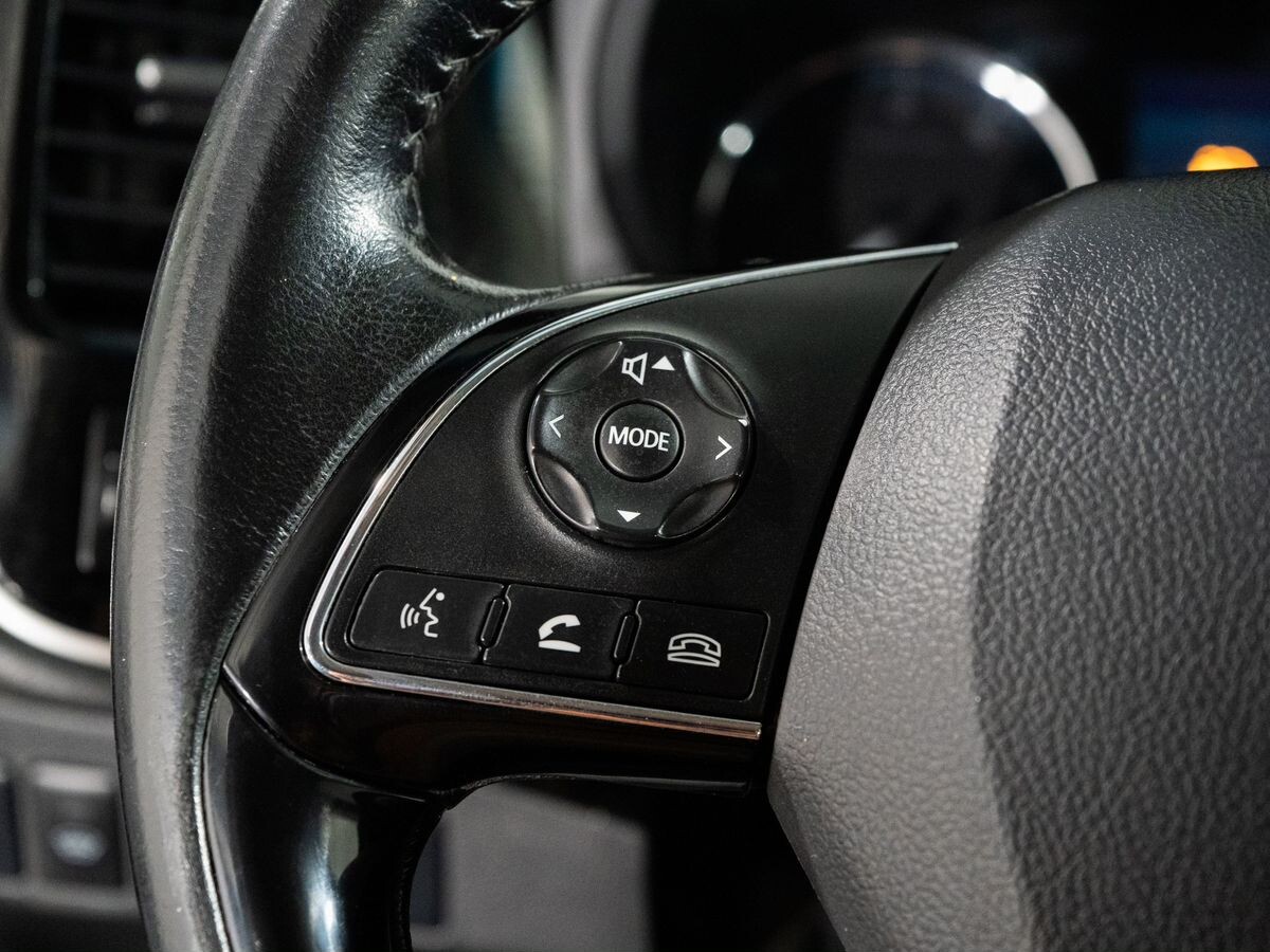 Mitsubishi Outlander 2015 - фото автомобиля
