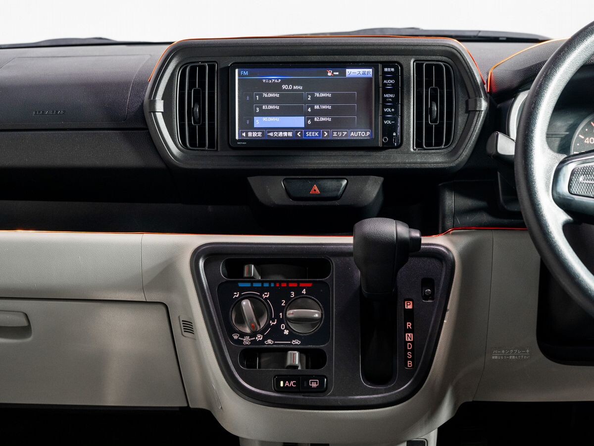 Toyota Passo 2016 - фото автомобиля