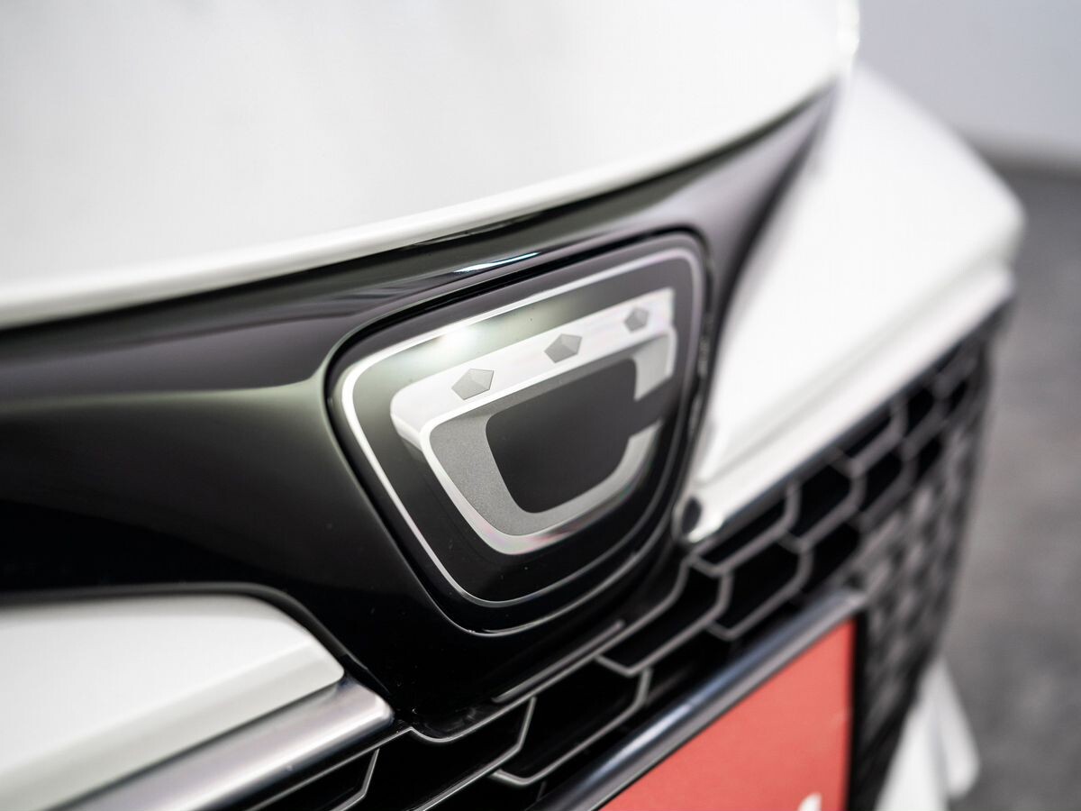 Toyota Corolla 2020 - фото автомобиля