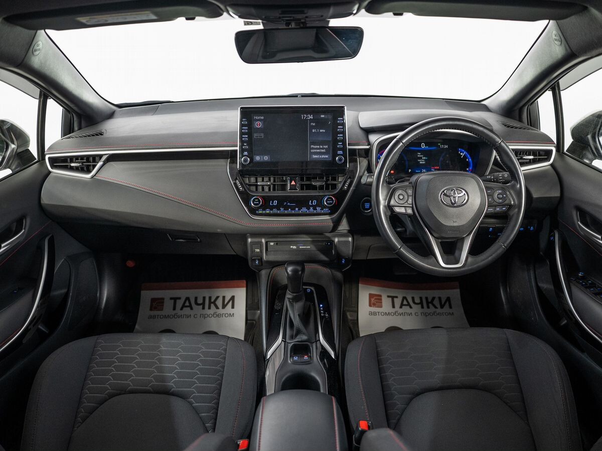 Toyota Corolla 2020 - фото автомобиля