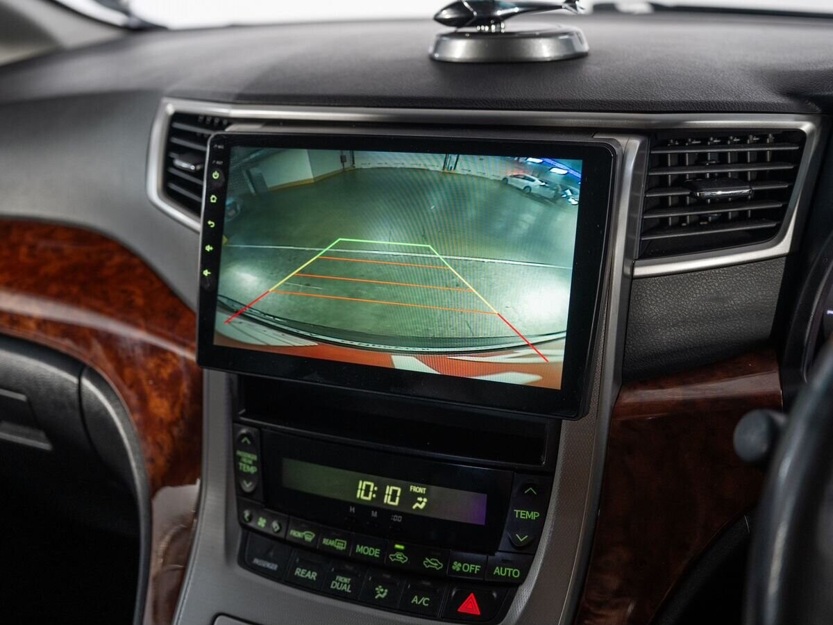 Toyota Vellfire 2011 - фото автомобиля