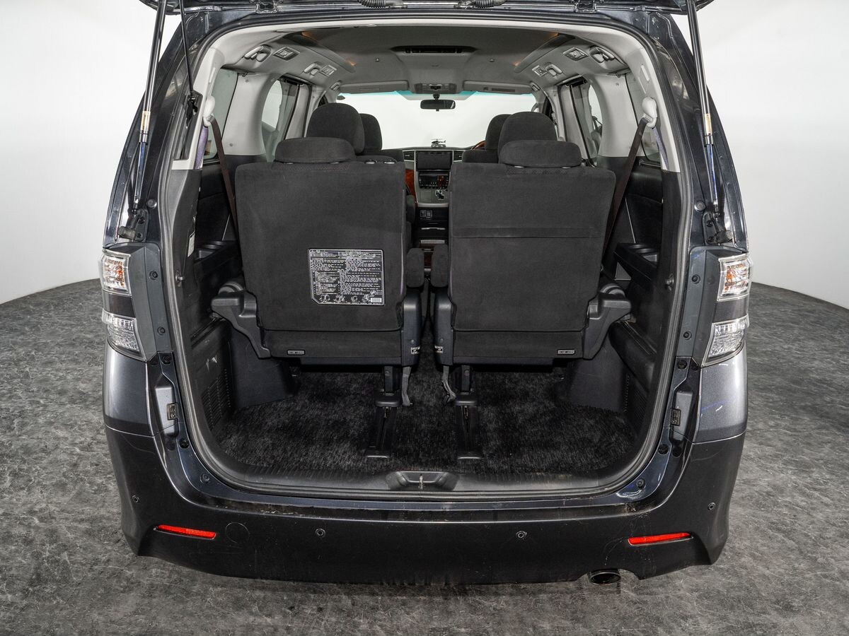 Toyota Vellfire 2011 - фото автомобиля