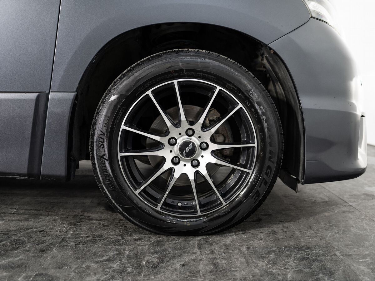 Toyota Vellfire 2011 - фото автомобиля
