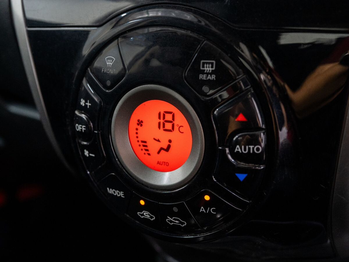 Nissan Note 2014 - фото автомобиля