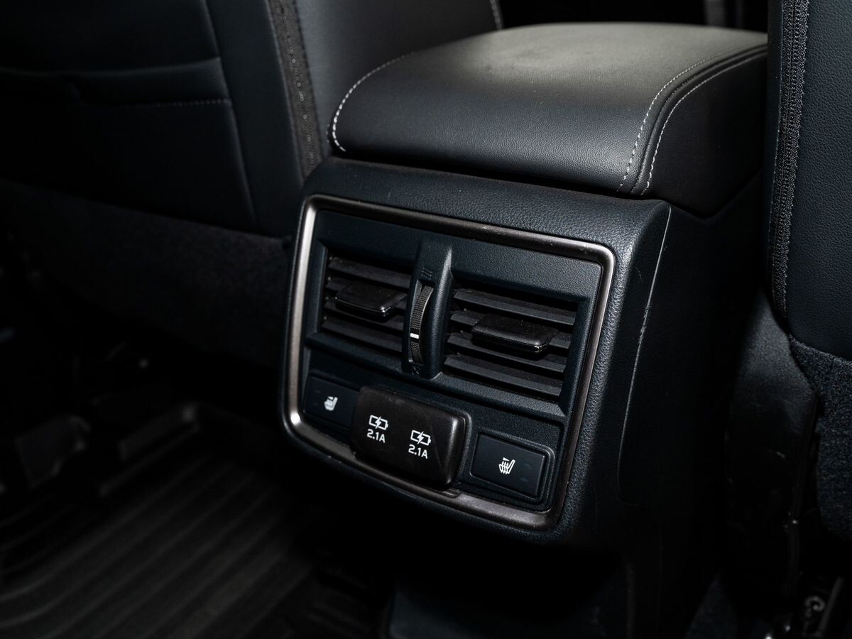 Subaru Forester 2021 - фото автомобиля