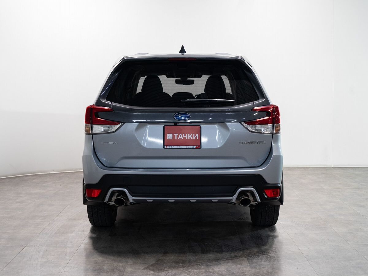 Subaru Forester 2021 - фото автомобиля