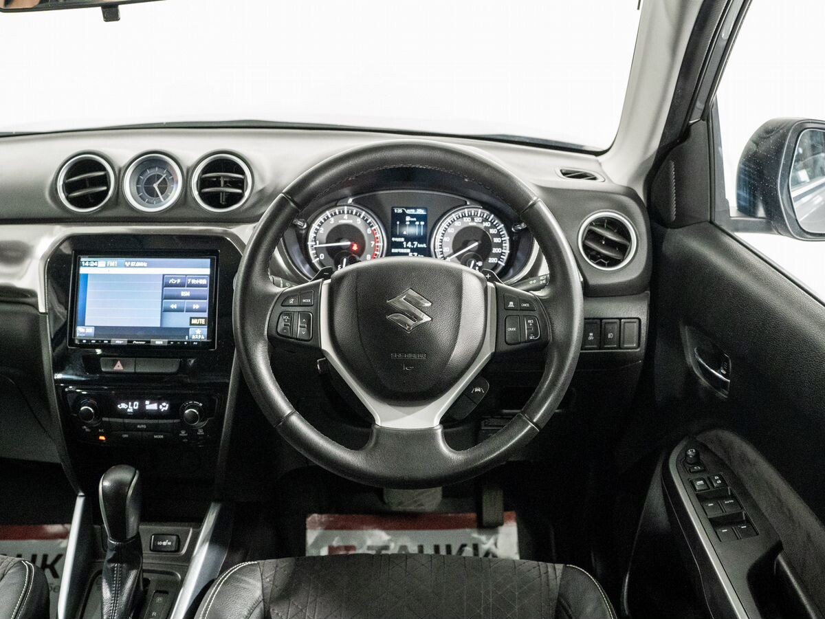 Suzuki Escudo 2019 - фото автомобиля
