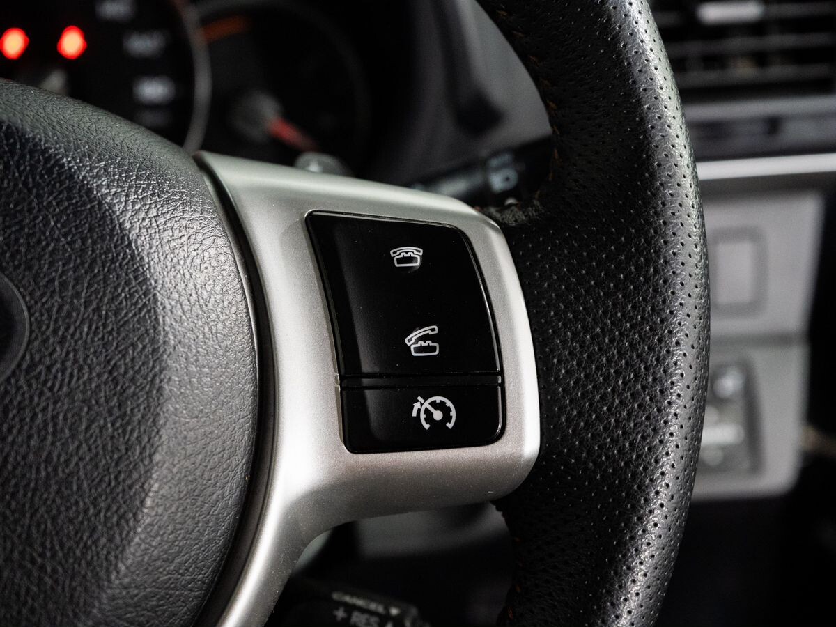 Subaru Trezia 2011 - фото автомобиля