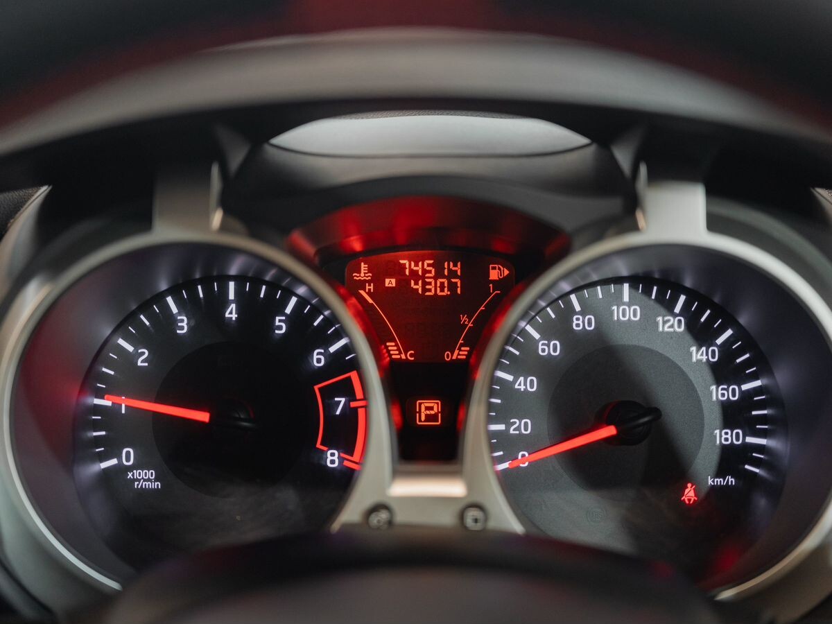 Nissan Juke 2016 - фото автомобиля