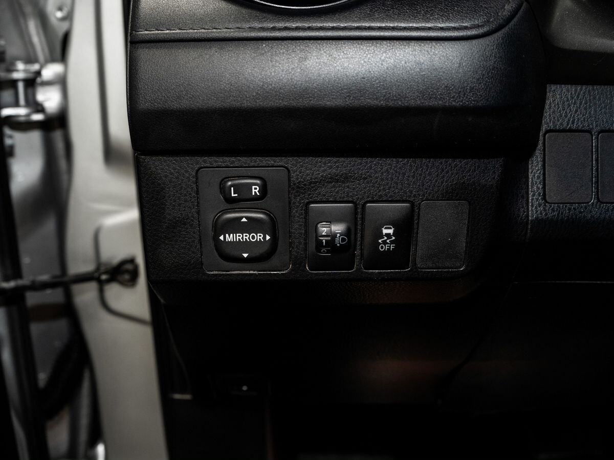 Toyota RAV4 2013 - фото автомобиля