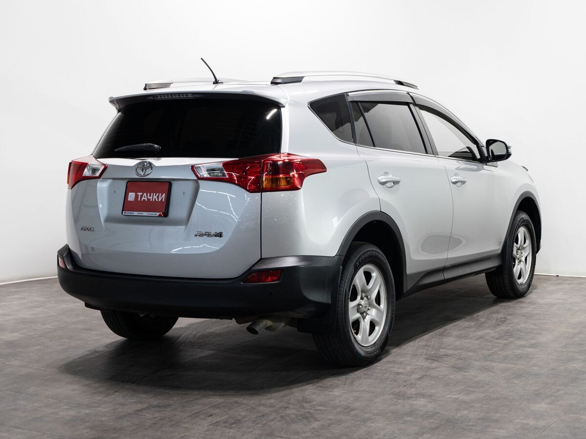 Toyota RAV4 2013 - фото автомобиля