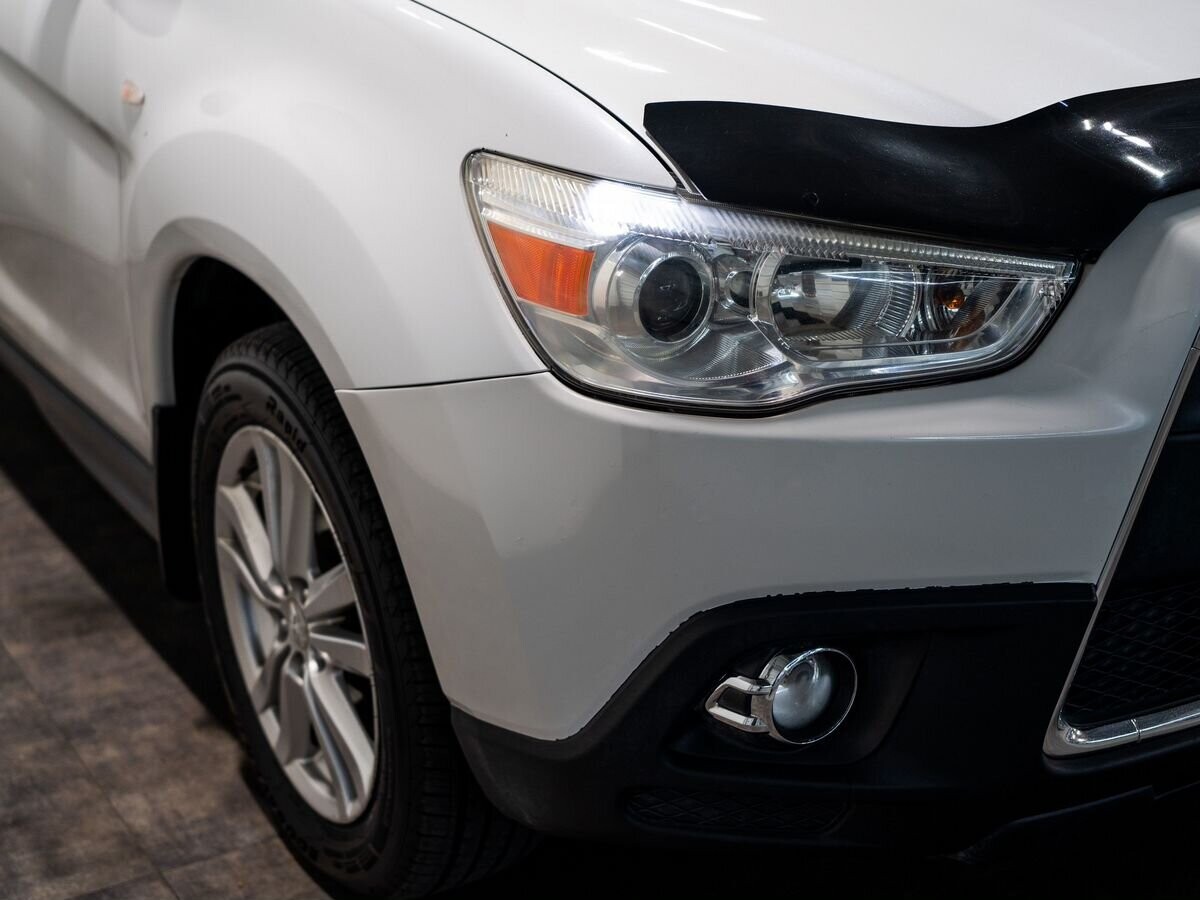 Mitsubishi ASX 2010 - фото автомобиля