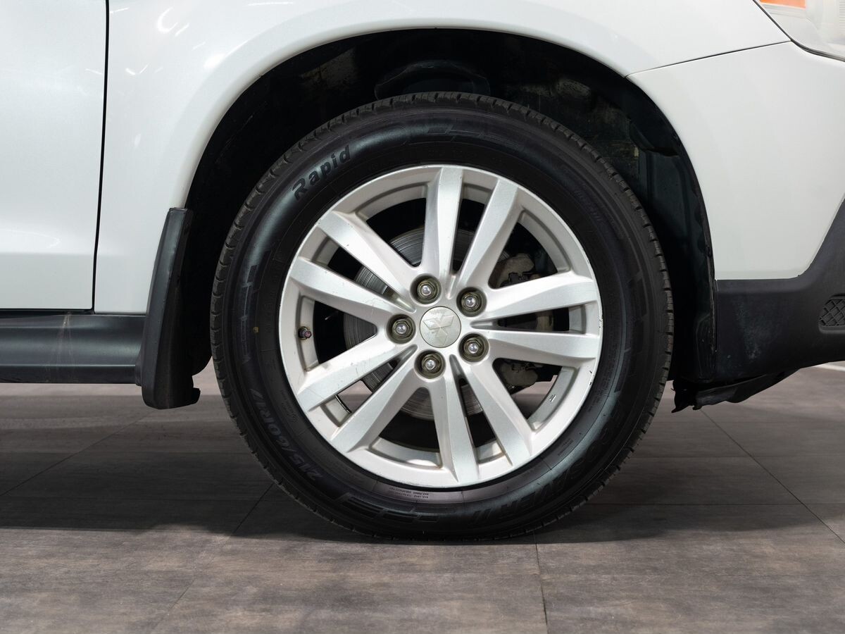 Mitsubishi ASX 2010 - фото автомобиля