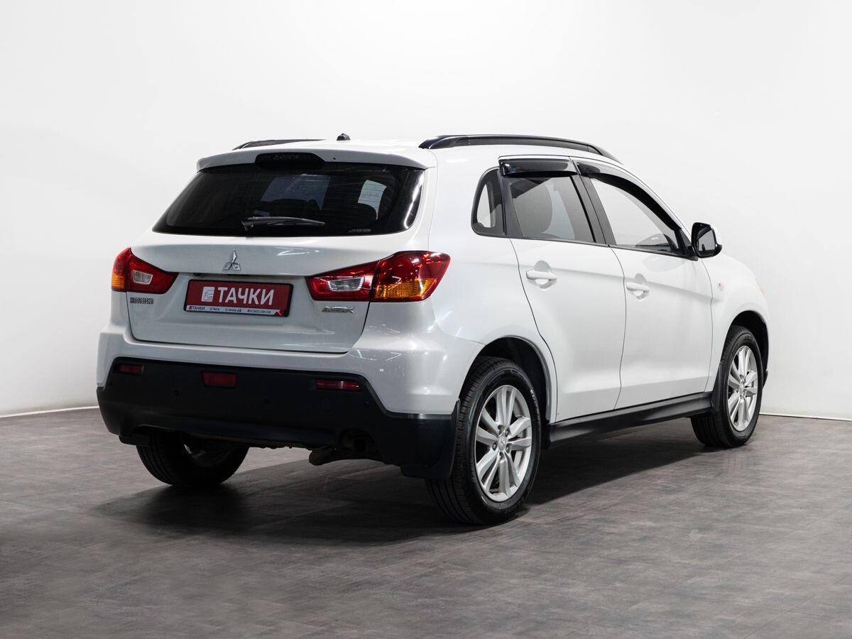 Mitsubishi ASX 2010 - фото автомобиля