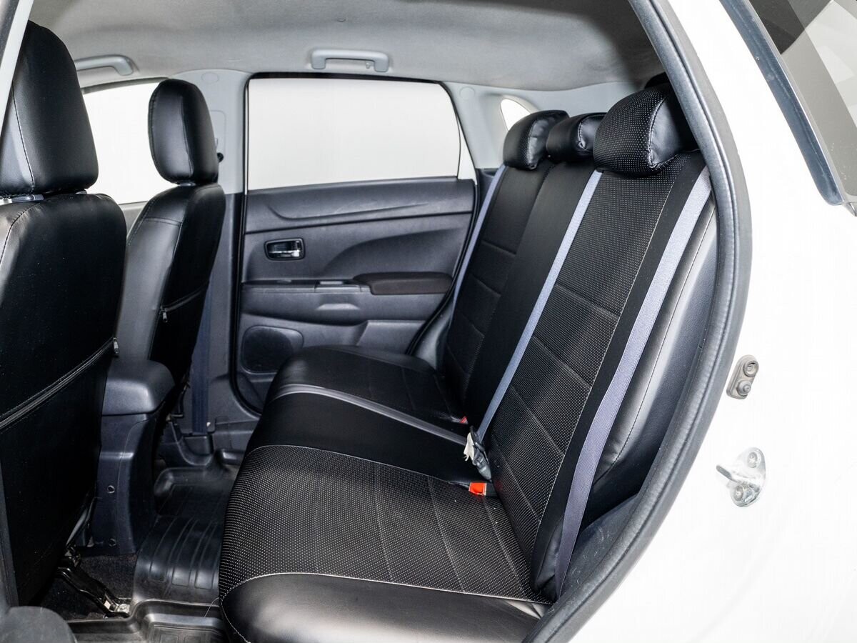 Mitsubishi ASX 2010 - фото автомобиля