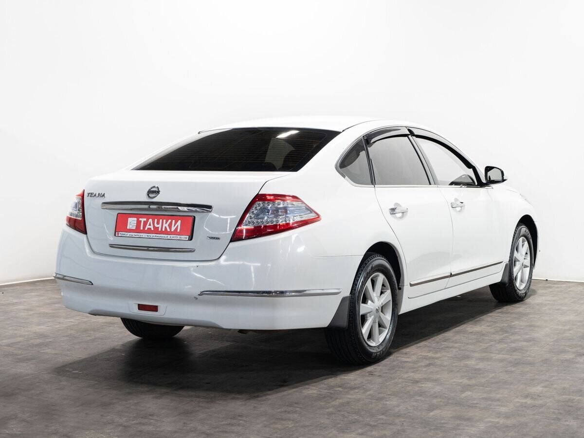 Nissan Teana 2012 - фото автомобиля