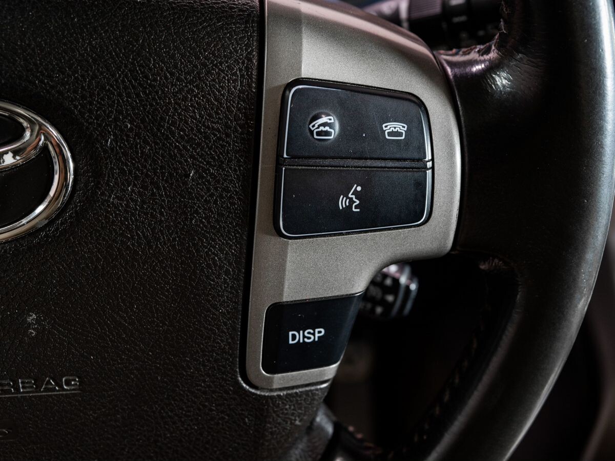 Toyota Land Cruiser 2008 - фото автомобиля