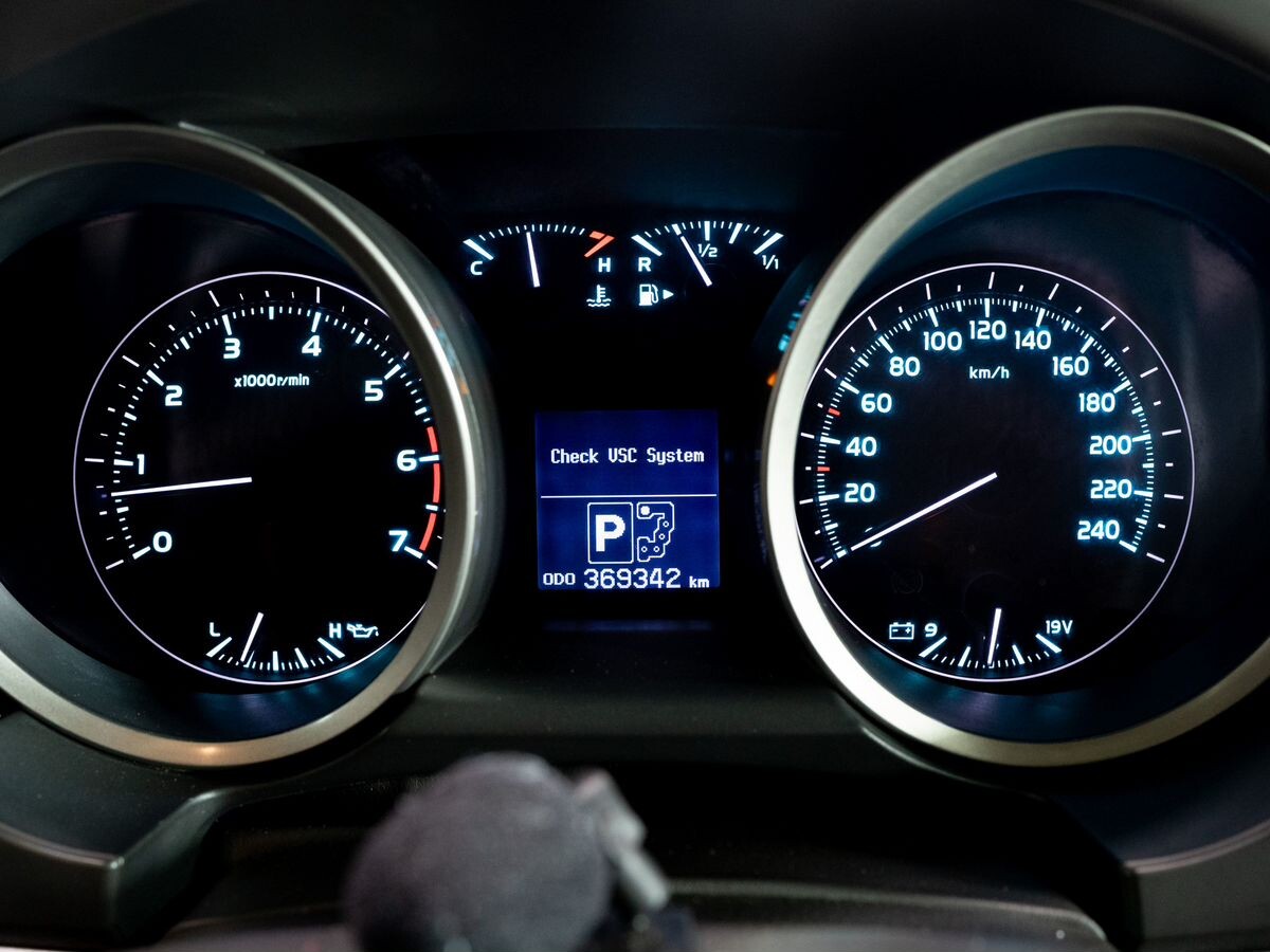Toyota Land Cruiser 2008 - фото автомобиля