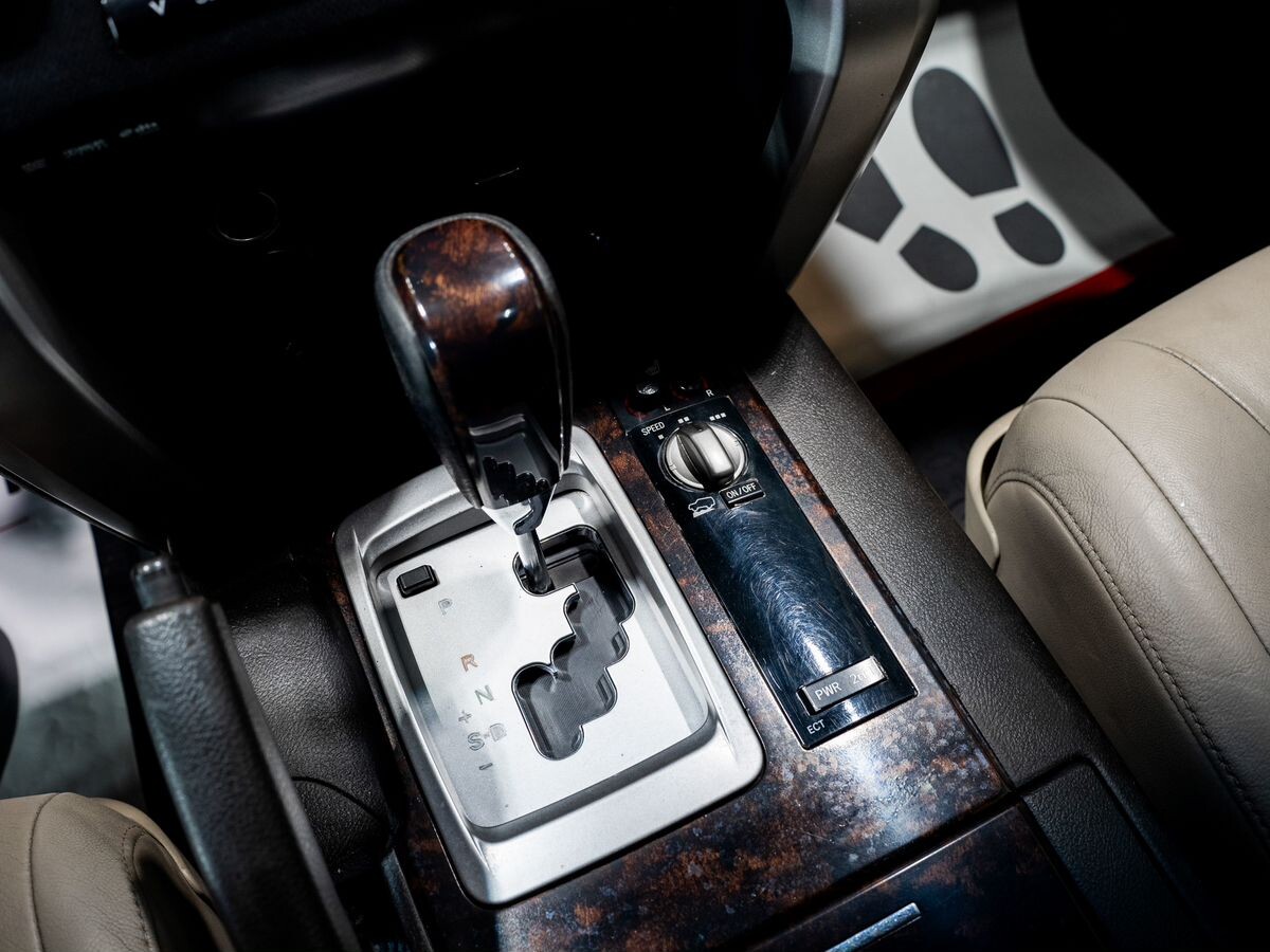 Toyota Land Cruiser 2008 - фото автомобиля