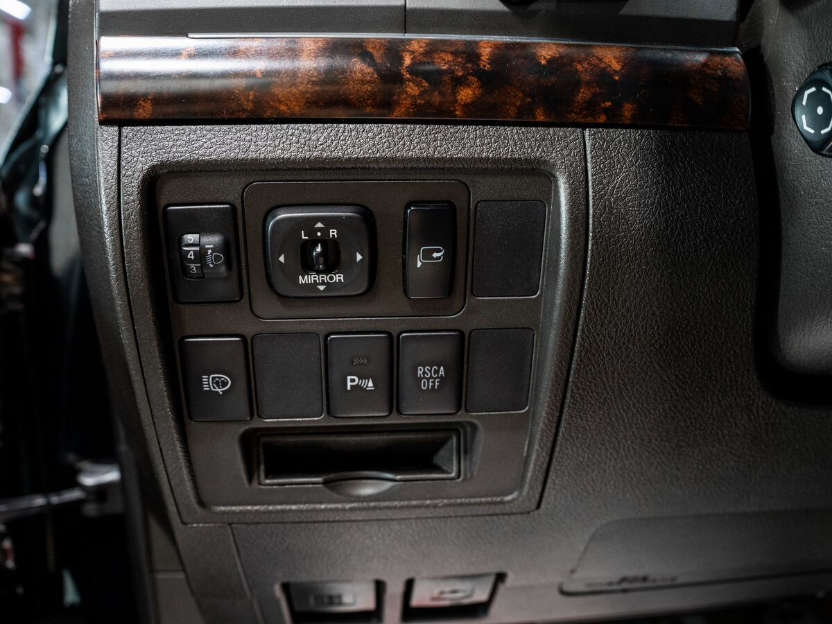 Toyota Land Cruiser 2008 - фото автомобиля