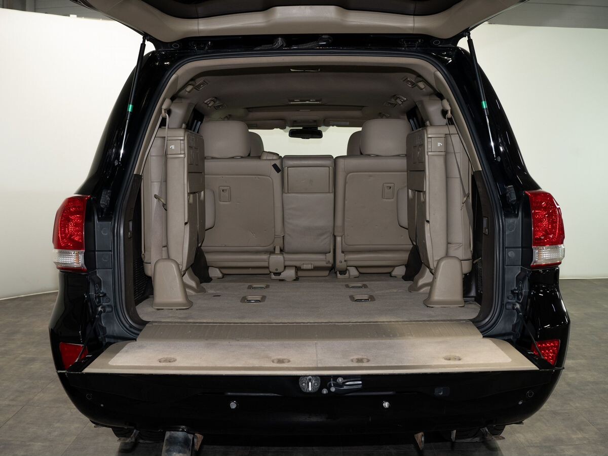 Toyota Land Cruiser 2008 - фото автомобиля