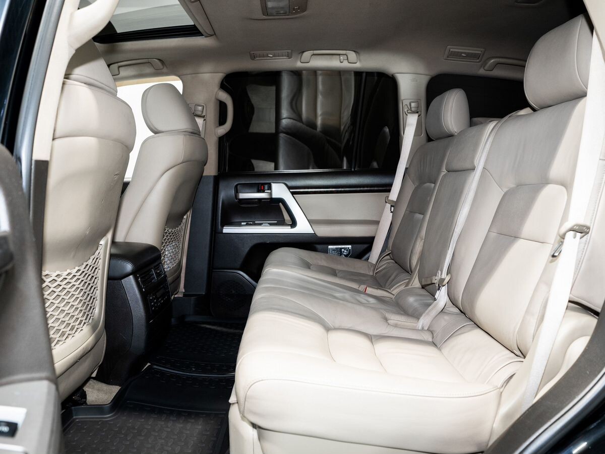 Toyota Land Cruiser 2008 - фото автомобиля