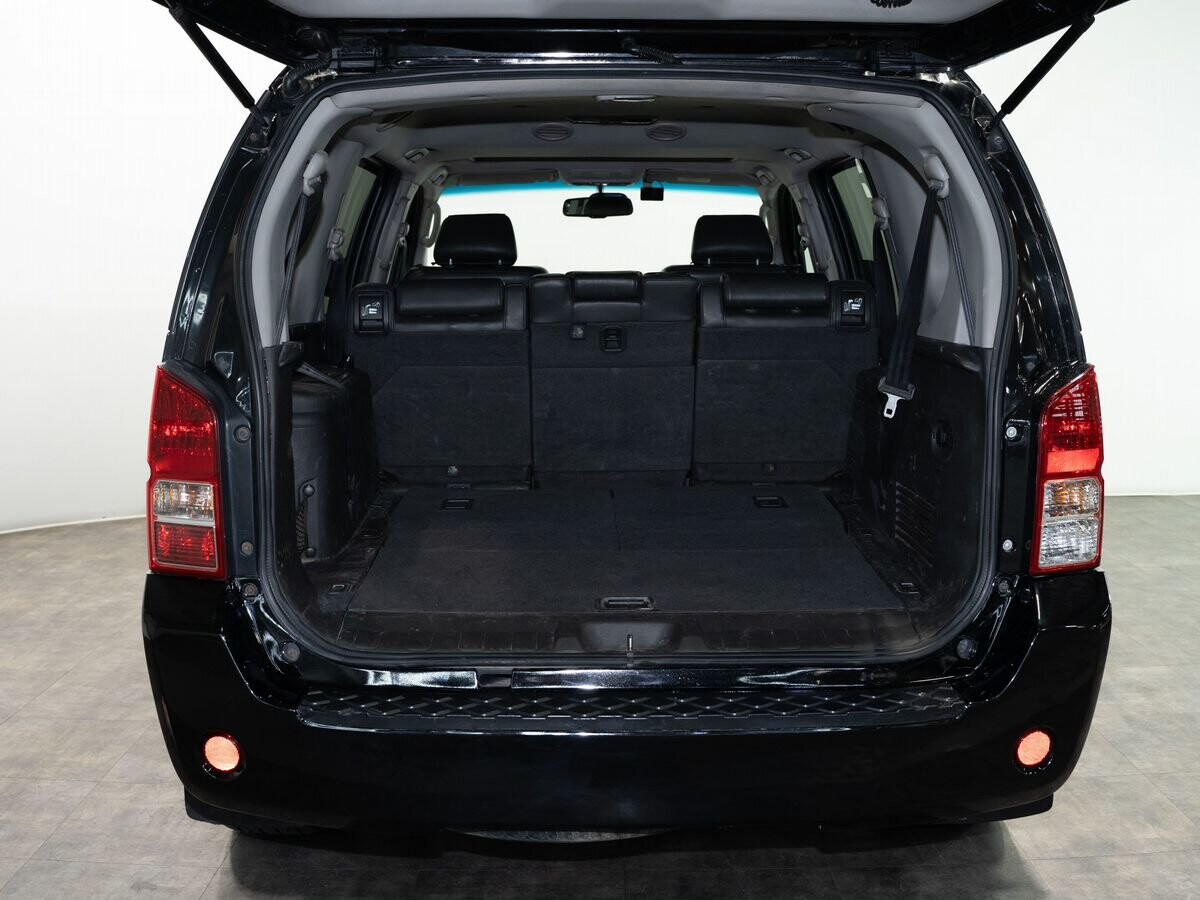 Nissan Pathfinder 2006 - фото автомобиля