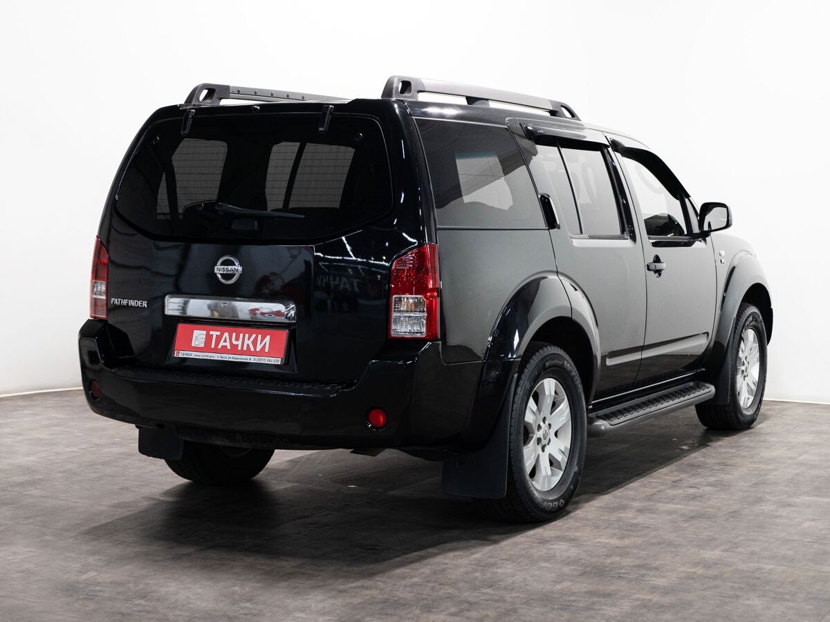 Nissan Pathfinder 2006 - фото автомобиля