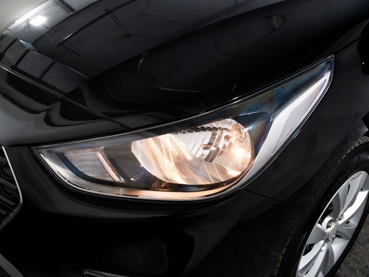 Hyundai Solaris 2017 - фото автомобиля