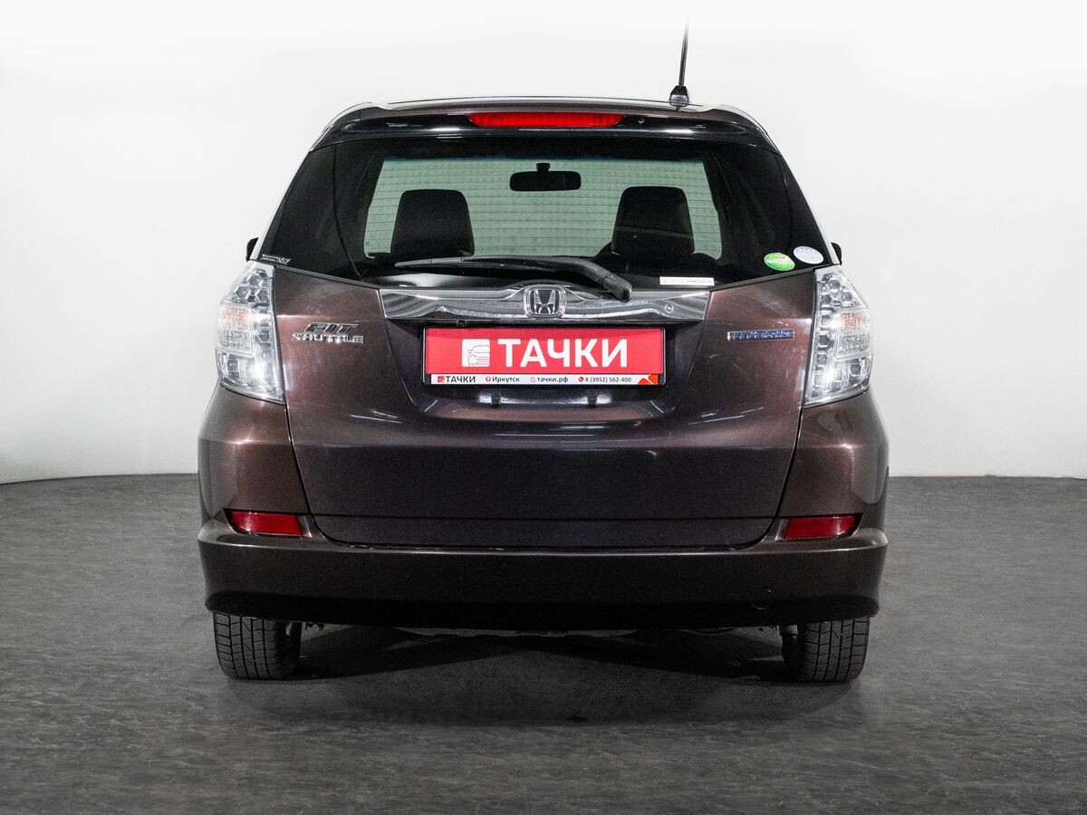 Honda Fit Shuttle 2012 - фото автомобиля