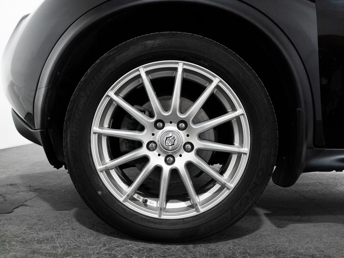 Nissan Juke 2012 - фото автомобиля