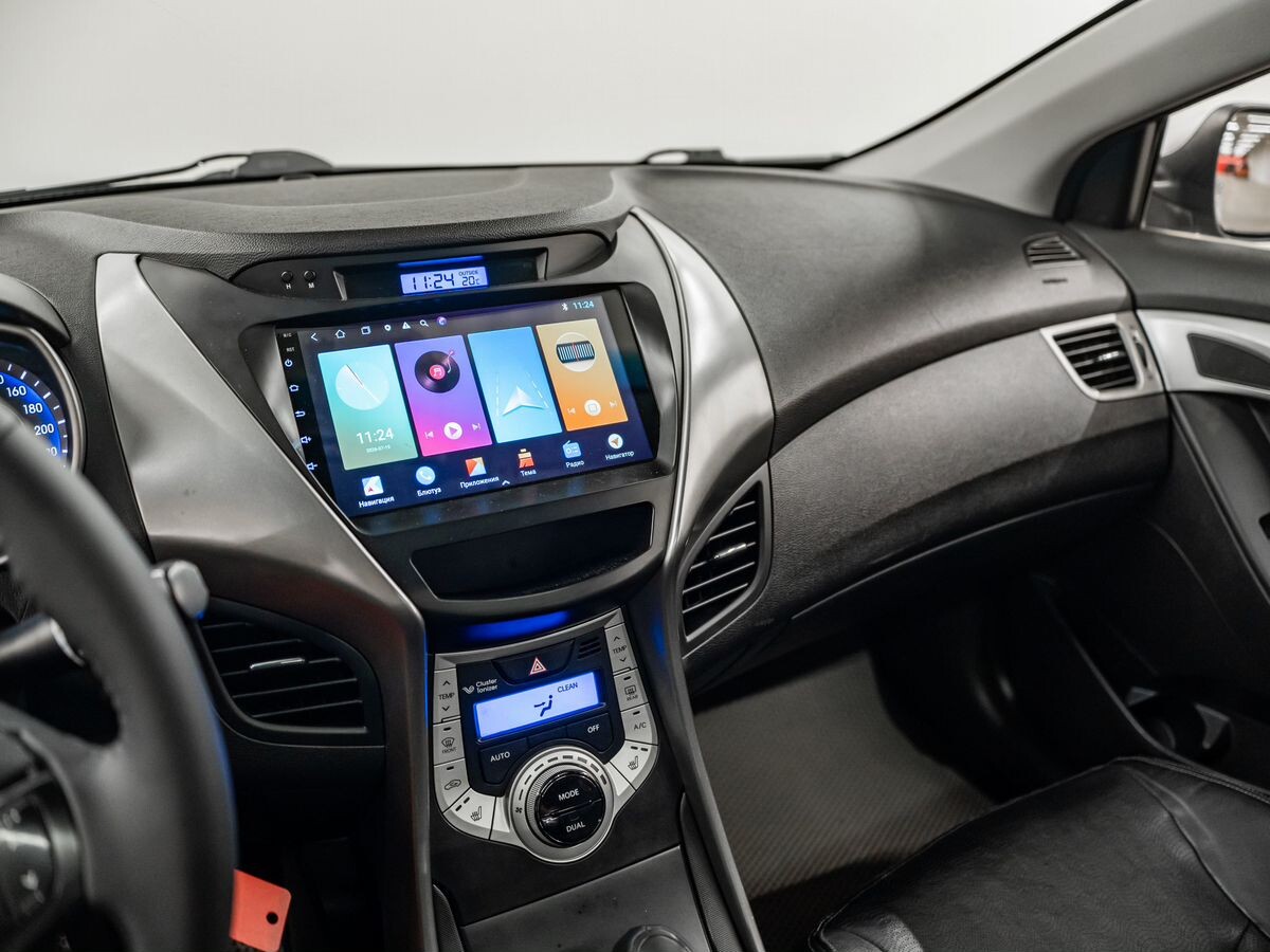 Hyundai Avante 2011 - фото автомобиля