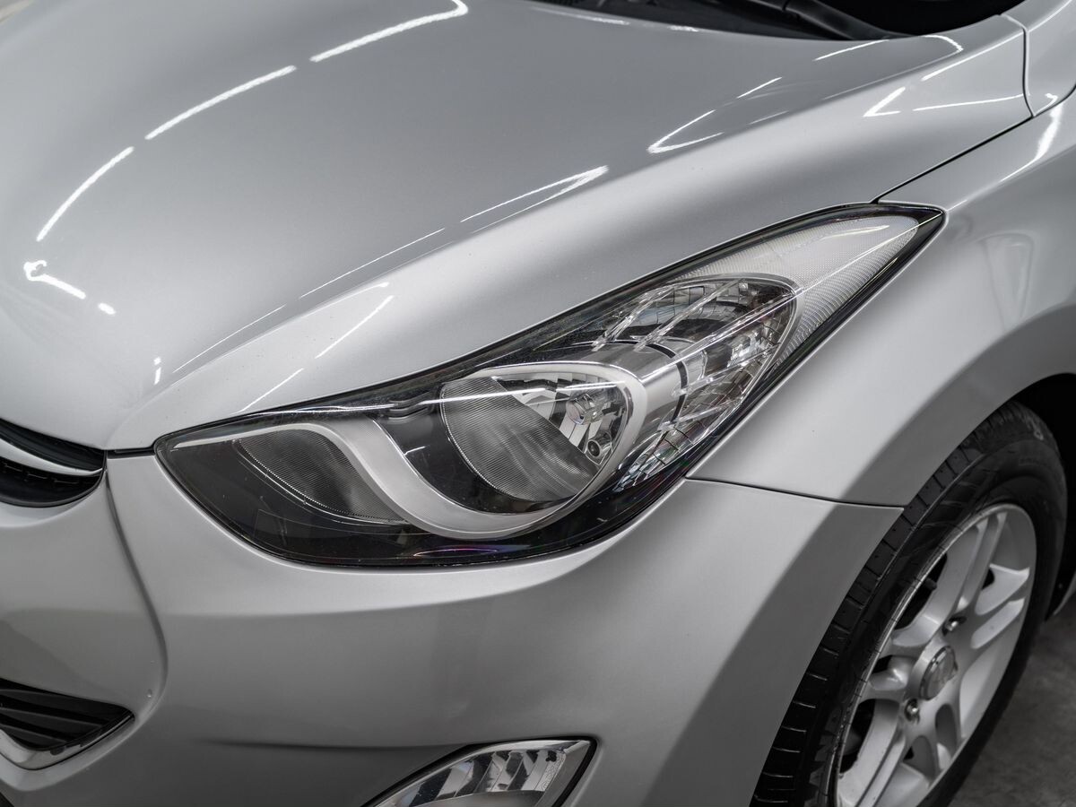 Hyundai Avante 2011 - фото автомобиля