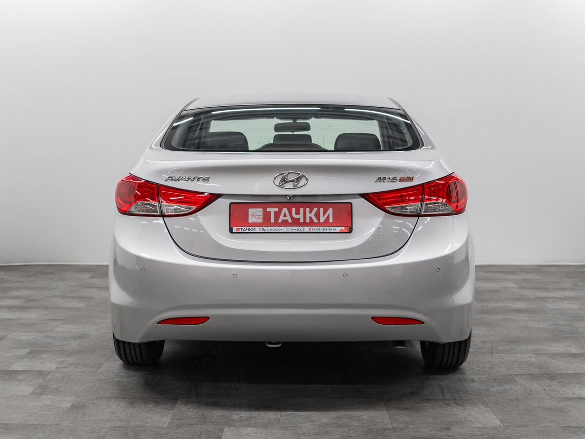 Hyundai Avante 2011 - фото автомобиля