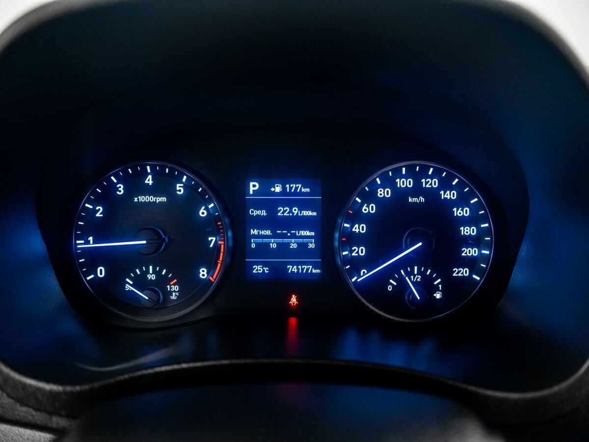 Hyundai Solaris 2019 - фото автомобиля