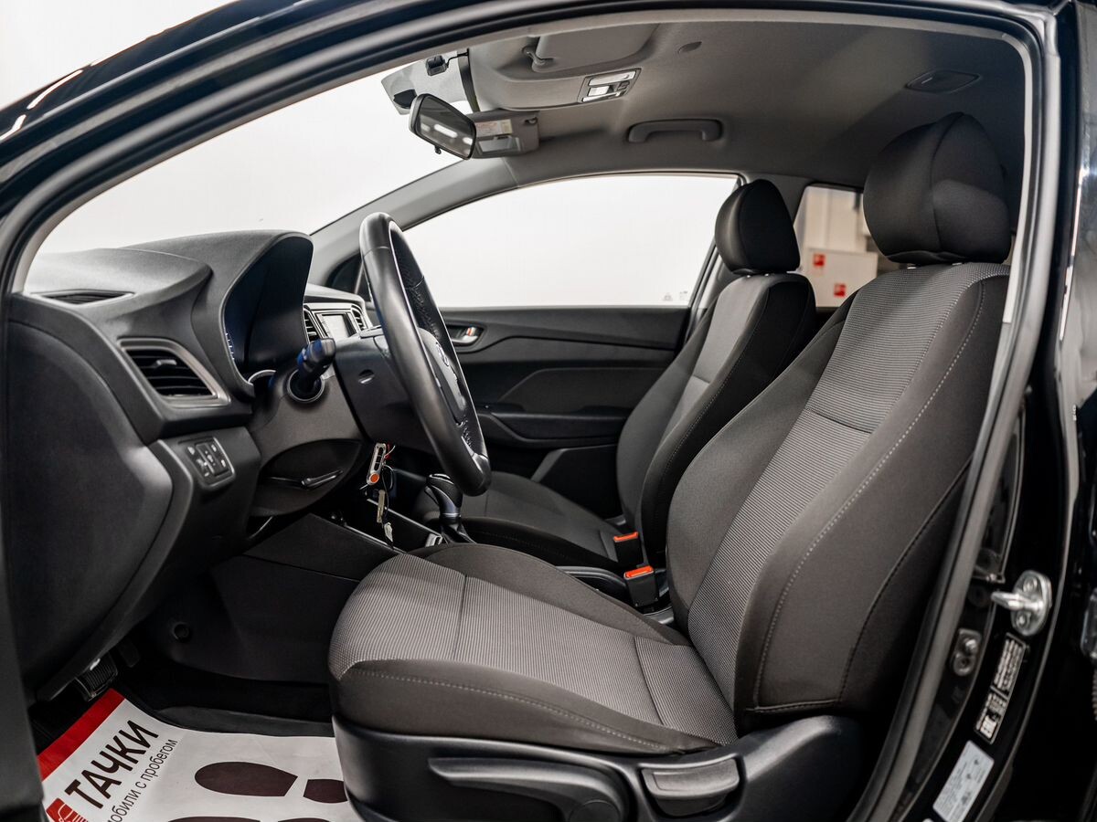 Hyundai Solaris 2019 - фото автомобиля